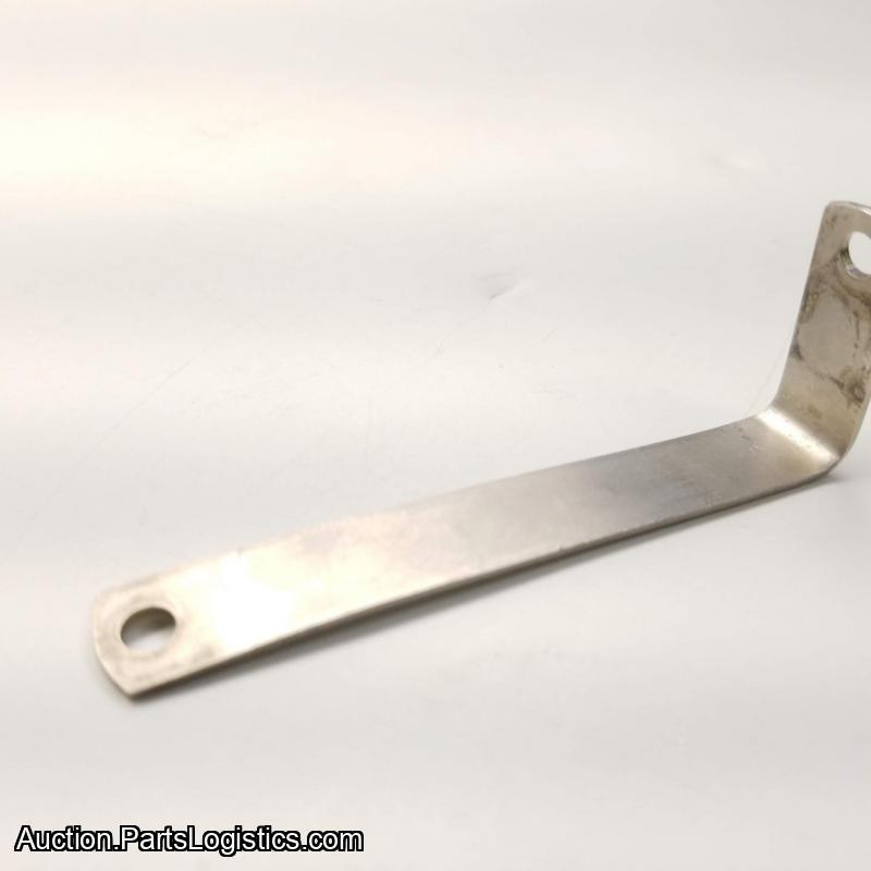 P/N: 23001843, 90-Degree Angle Bracket, As Removed RR M250, ID: D11