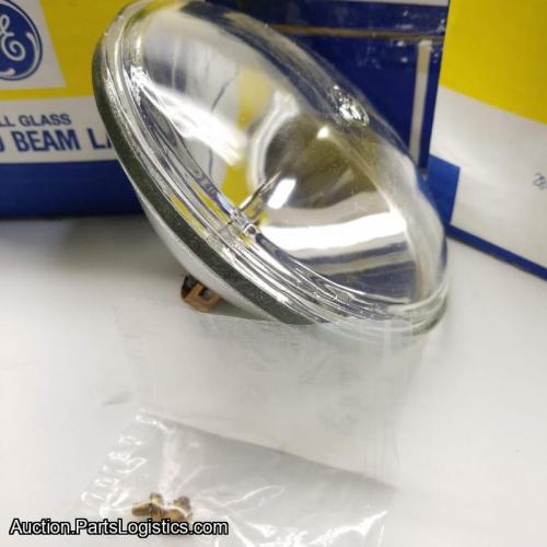 P/N: 4580, Multiple Sealed Beam Lamps, New, General Electric, ID: D11