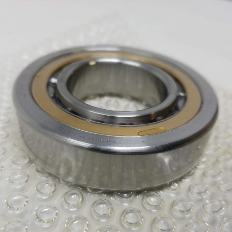 P/N: 204-040-310-001, Cylindrical Roller Bearing, S/N: 7106, Overhauled BH, ID: AZA