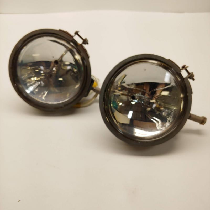 P/N: 206-075-303-001, Light Assembly, As Removed BH, ID: AZA