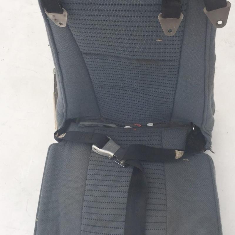 Pallet of Aircraft Seats: Bell Helicopter, More - US Only (See Description)