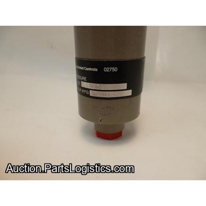 P/N: 204-040-376-003, Pressure Switch, S/N: D672, Serviceable, Bell Helicopter, ID: D11